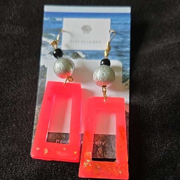 Clay de la Baie Pink and Silver Earrings - Picture 1 of 1